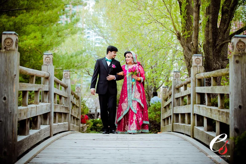 BREATHTAKING WEDDING/BIRTHDAY/FAMILY PHOTOGRAPHER629316856592651126