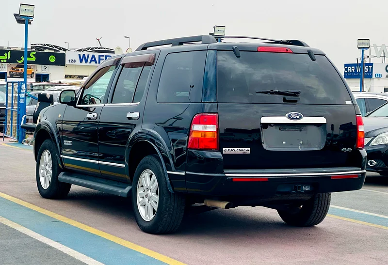 فورد إكسبلورر 2008 مظهر جيد مستوردة من اليابان باللون الأسود63149584022530113