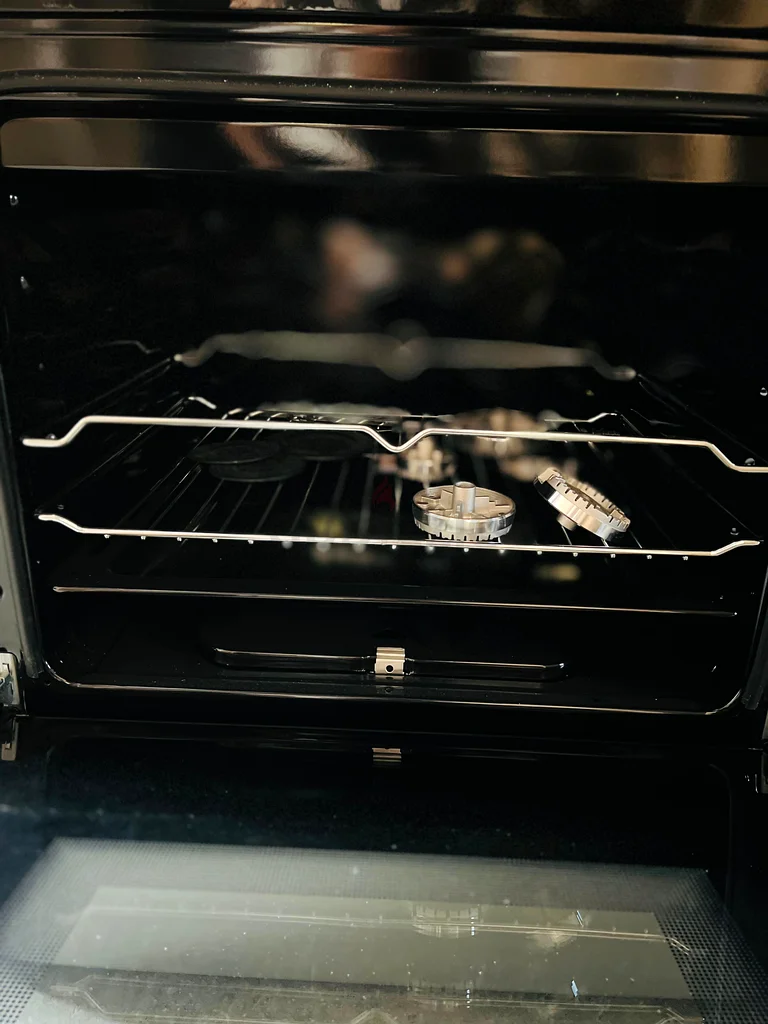 Brand New Aftron Gas Cooker | 60*60 4 Burners | Spacious Oven | 1-Year Warranty63264582870019113