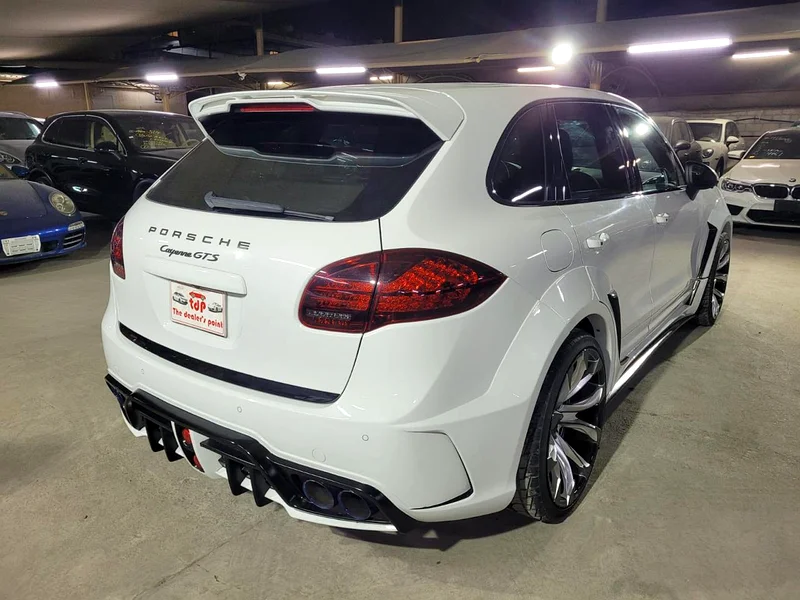 بورش كايين GTS 4.8 لتر 2013 | غطاء محرك من ألياف الكربون مانسوري | طقم وald هوائي | باقة داخلية GTS63169443920513111