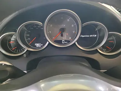 2013 Porsche CAYENNE — миниатюра 18