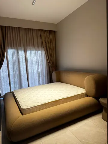 Mega Clearance The Lewis Bed - Modern Upholstered Platform Bed