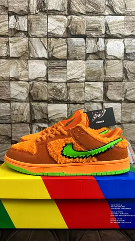 Nike x Grateful Dead SB Dunk ‘Orange Bear’