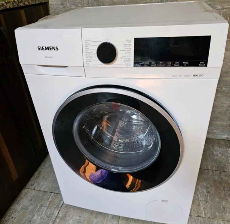 سيمنز (WG44A100GC) غسالة أوتوماتيكية بسعة 9 كجم وتحميل أمامي63170408505729112