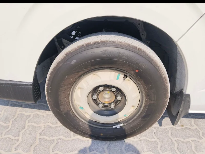 TOYOTA HIACE HIGH ROOF DIESEL 2.5L63166156028417113