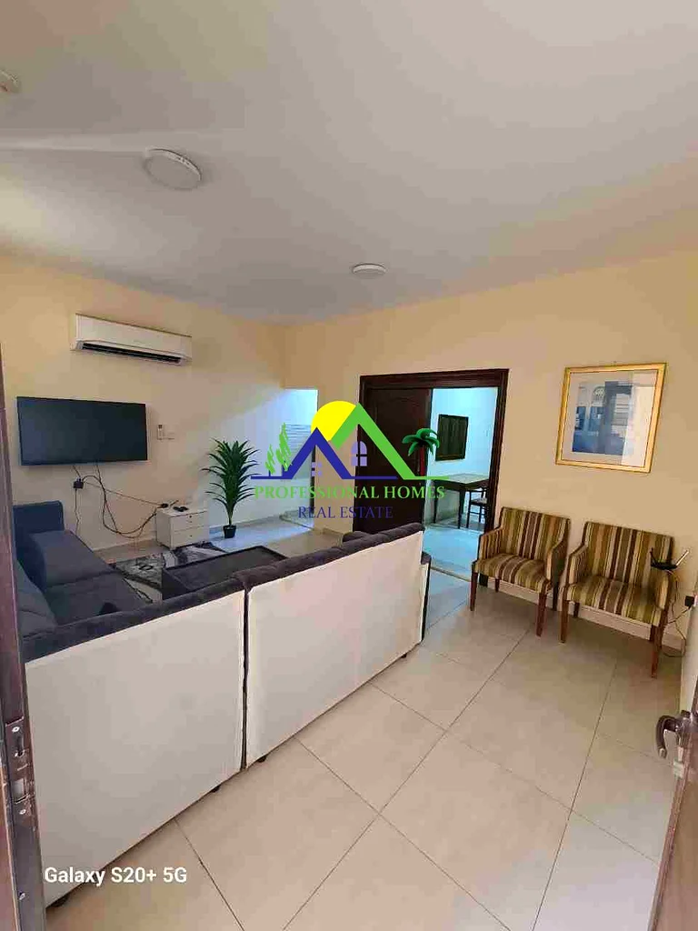 Amazing 1BHK water and electricity WiFi included62867825385474112