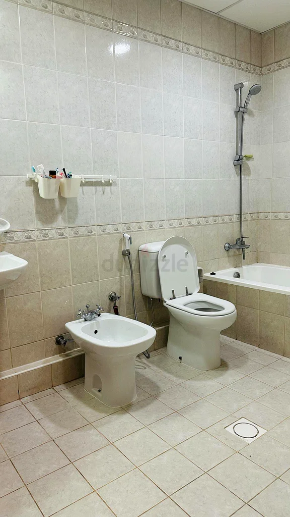 MASTER BEDROOM WITH BATHROOM and BALCONY63143963492355112