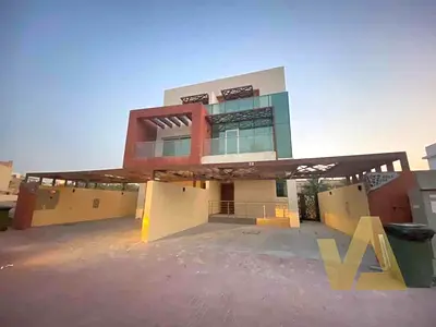 Amazing | 4bhk | With Pool | Park View