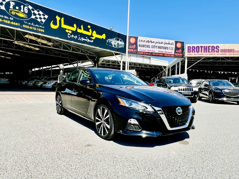 Nissan Altima SR 2021. 1N4BL4CV2MN31899163232621172098111