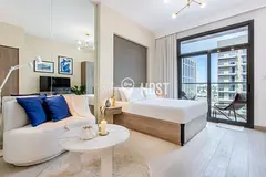 Urban Oasis | Brand New Modern Studio Retreat with Pool Views