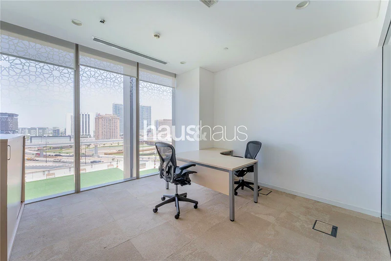 متاح الطابق الكامل المجهز | LEED Gold و Platinum62864685452546113