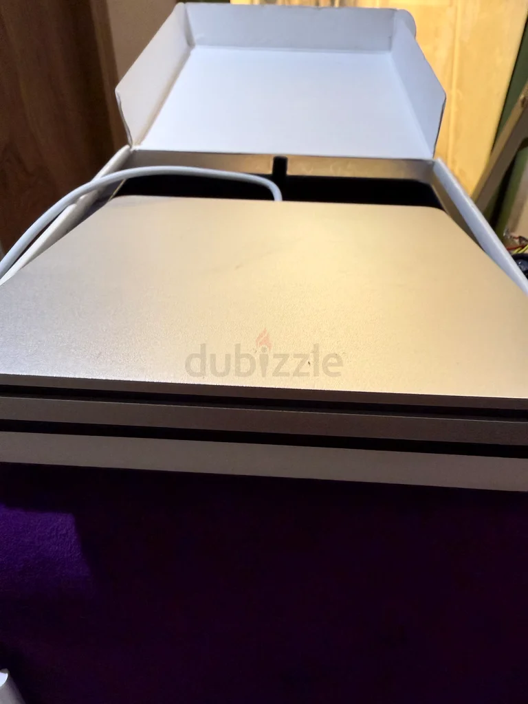 Apple USB SuperDrive for Mac - Perfect Condition!63166654602627113