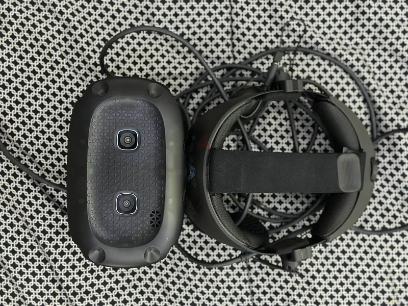 VR headset63260732009219110