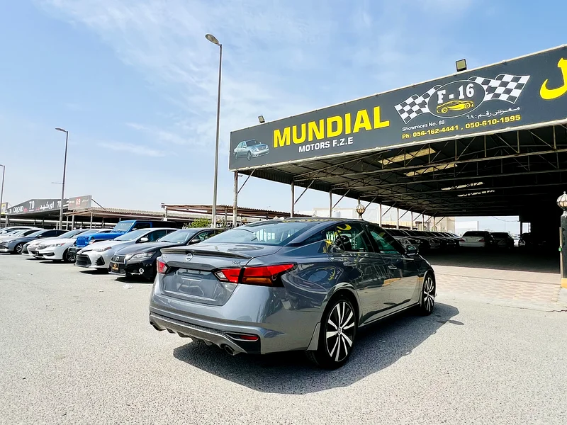 Nissan Altima SR 2019.  1N4BL4CV4KC12622363227775787393114