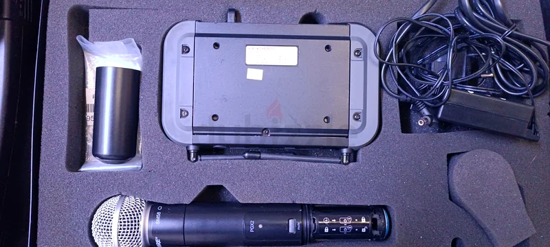 Shure wirless microphone for sale63264590167681115
