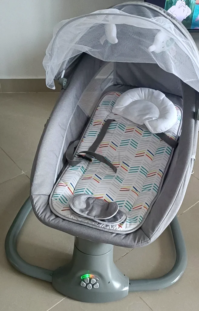 أرجوحة ومُهتّز للأطفال الرضع مع وظيفة التهدئة والمساج63175735550722111
