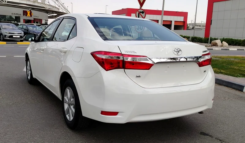 !! 2015 !! تويوتا | كورولا | SE 2.0 | تم قيادتها 89000 فقط | خليجي |63166631638274113