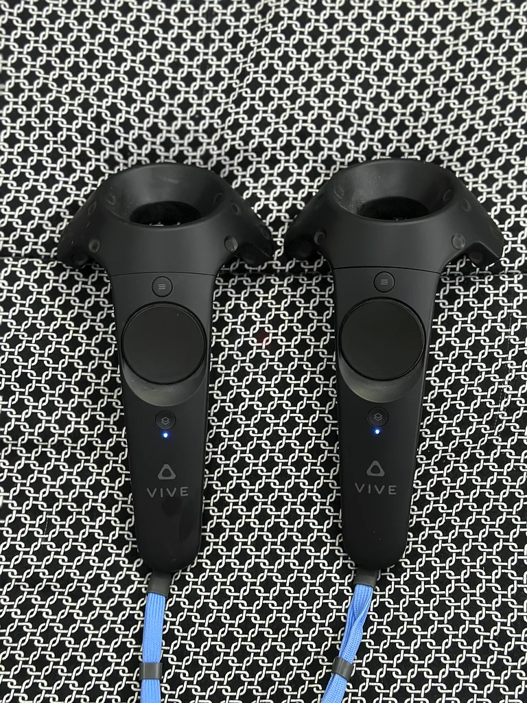 VR headset63260732009219111