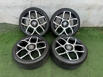 22” Rolls Royce Cullinan Black badge edition wheels and tyres