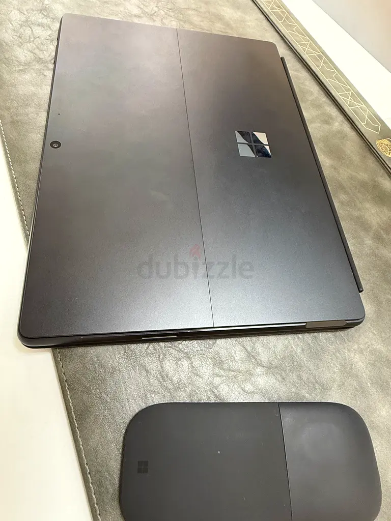 Microsoft Surface 963255528590595112