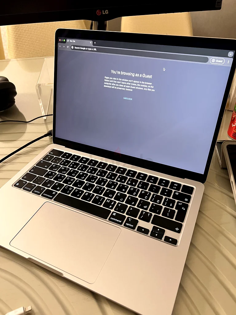 ماك بوك إم2 إير، 8 رام، 265 جيجابايت63256603027329112