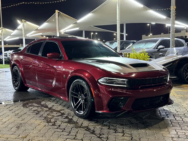 Dodge SRT 6.4L full options with (full wide body kit)63173122993795114