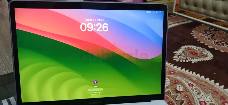 ماك بوك برو للبيع 201963255536869377113