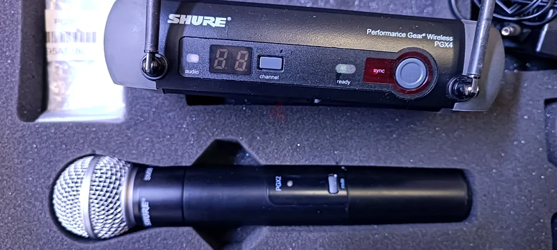Shure wirless microphone for sale63264590167681111