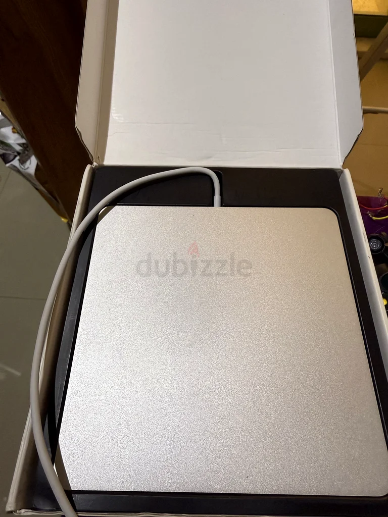 Apple USB SuperDrive for Mac - Perfect Condition!63166654602627111