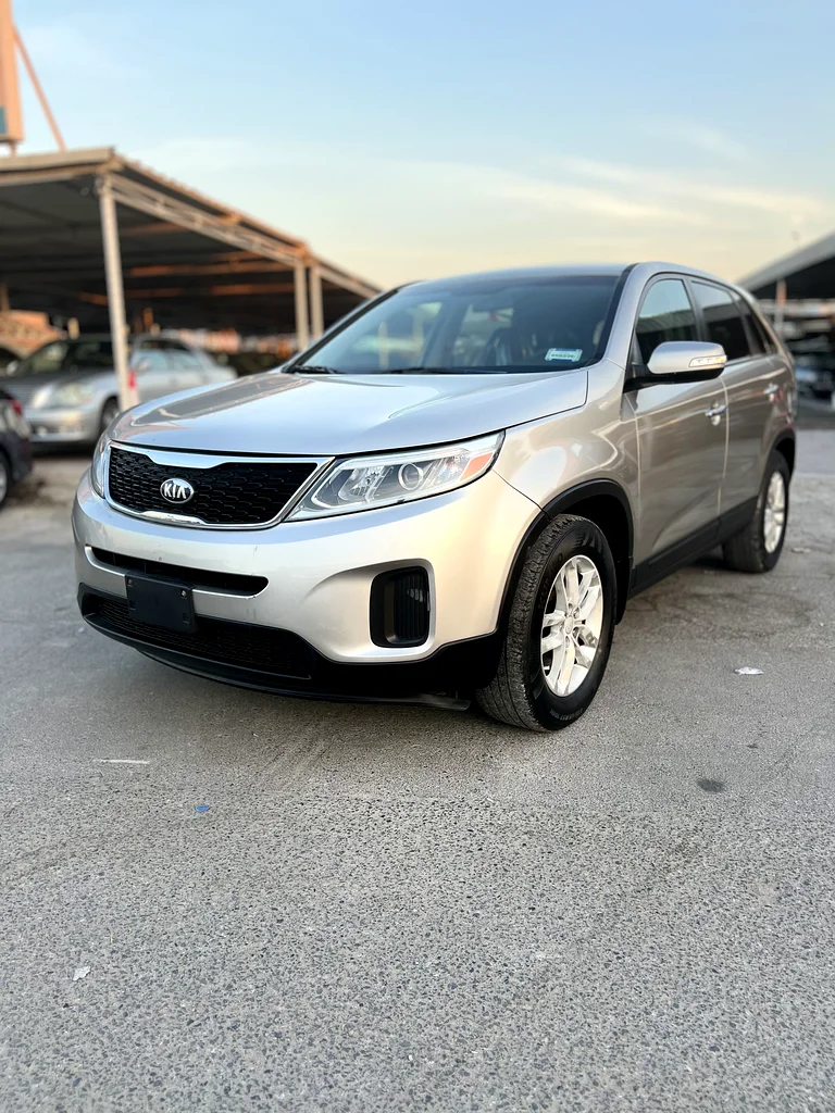 KIA SORENTO - 2.463398628668929111