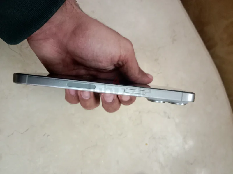 iPhone 15 pro max63215382472321113