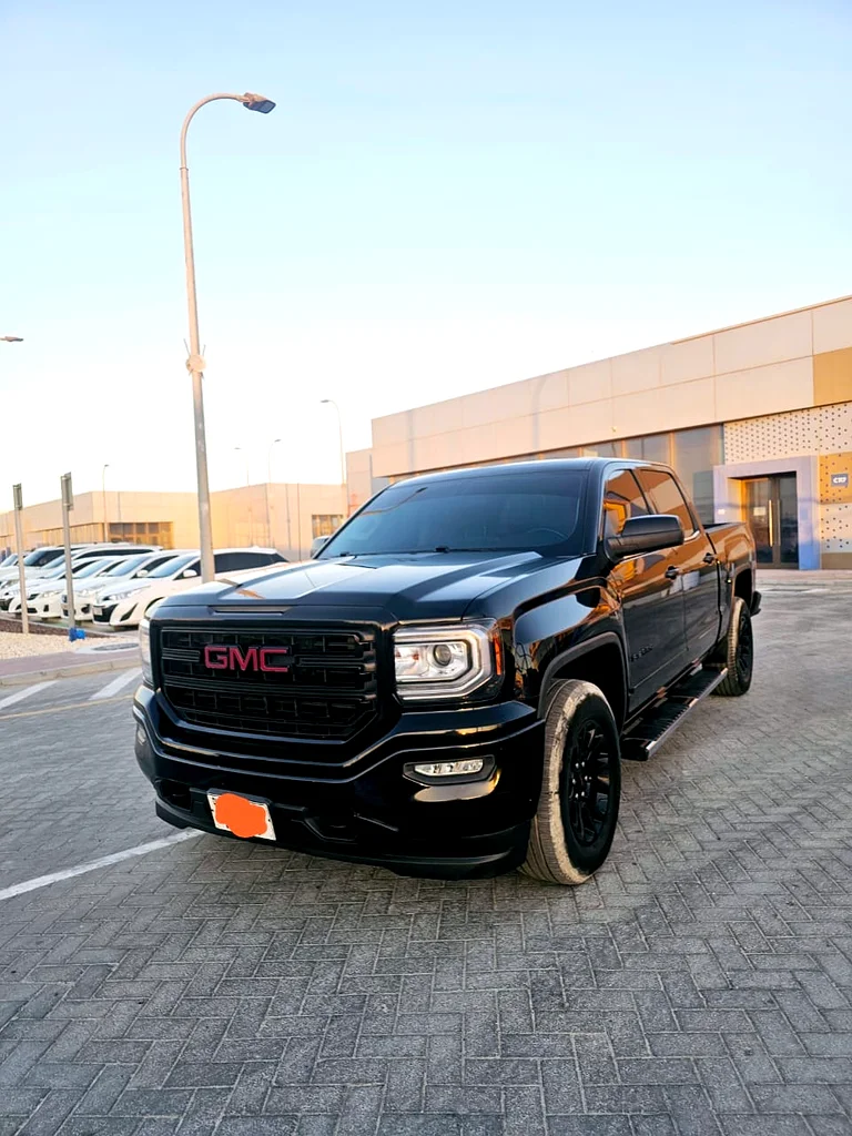 GMC سييرا موديل 201863221825518339111