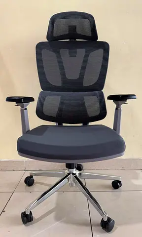 Ergonomic Office Chair - Comfort Meets Style