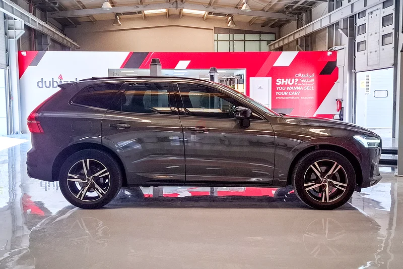 AED 1746/month | 2021 Volvo XC60 T5 R Design | GCC Specs | Ref#29804363221301241475113