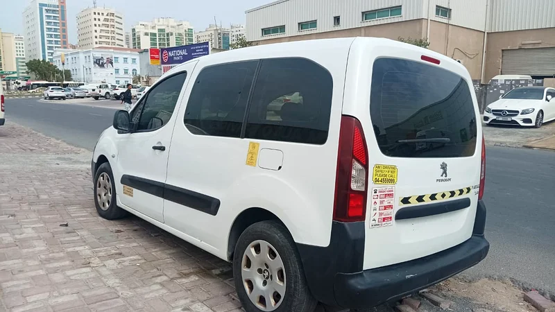 Peugeot Partner 2016 5 SEATER GCC SPECS62930628228226114