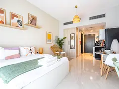Charming Studio Escape With Unobstructed City View