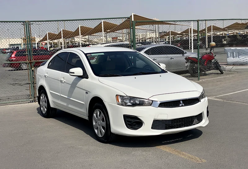 2016 Model | GCC specs | 2.0L engine | 2 Agency key63172650791682111