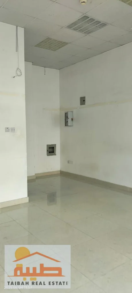 shop for rent62885228482177114