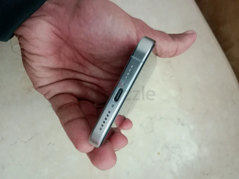 iPhone 15 pro max63215382472321114