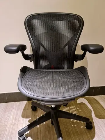 Herman MillerAeron chair size B