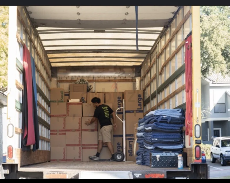 Moving and packaging services62929663761794113
