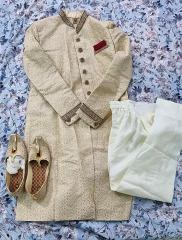 Elegant Traditional bridal Outfit