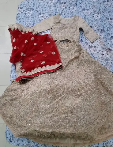 Stunning Traditional Bridal Lehenga Set for Sale!