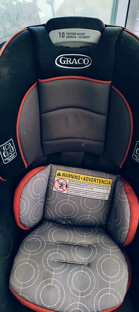 Baby car seat 100 only plus gift63264081871361112