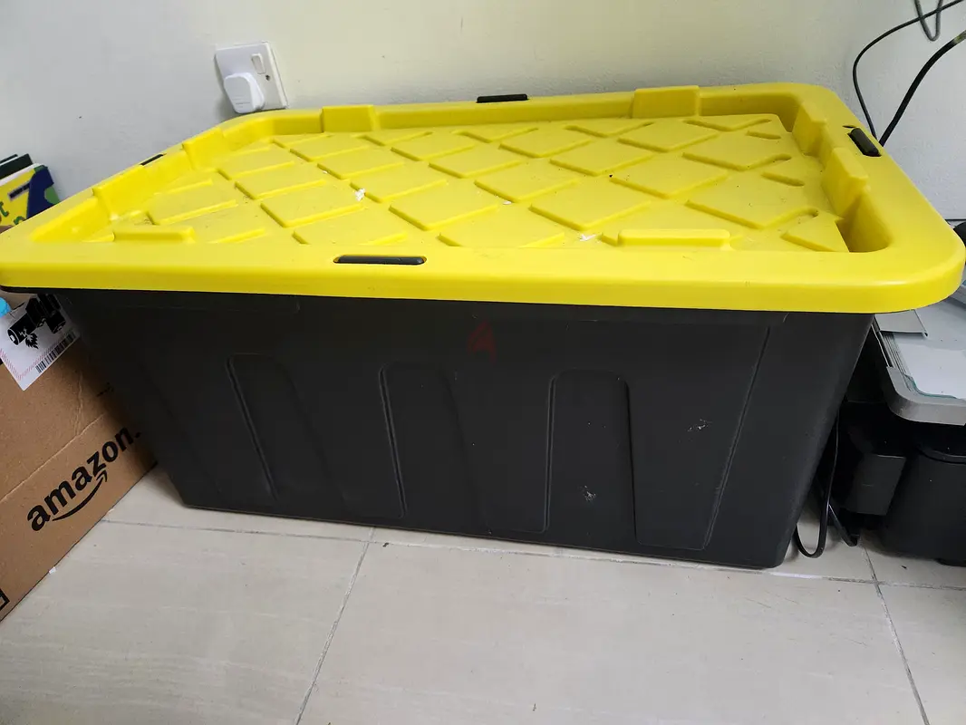 Storage box63214893618689111