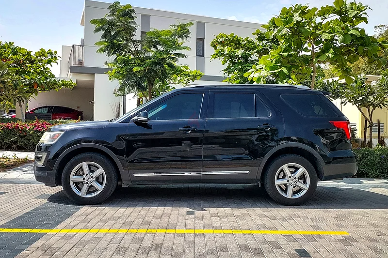 AED 1075/month | 2017 Ford Explorer Xlt | GCC Specs | Ref#29762563156039234691114