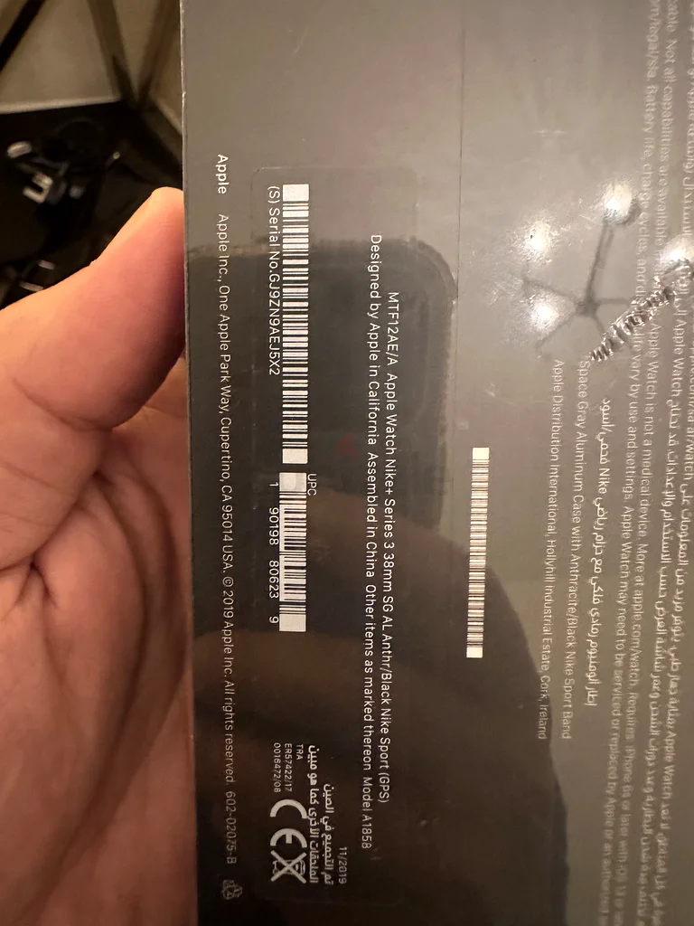 Apple watch series 3 nike edition 38mm  space gray new with new battery 100% without any scratches63266527354882113