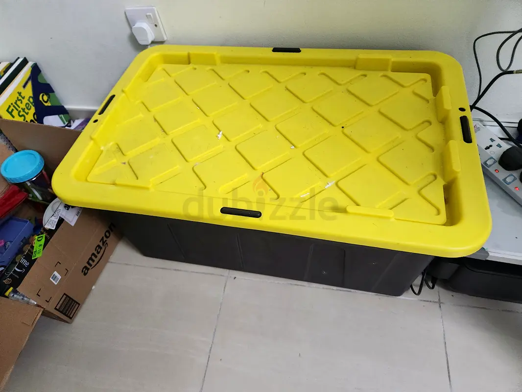 Storage box