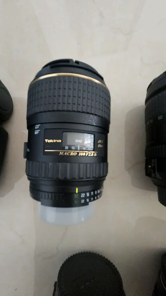 DSLR camera with lenses63233635654913114