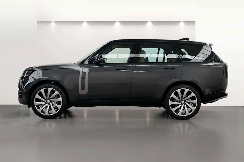 2025 BRAND NEW RANGE ROVER HSE P400 / MERIDIAN SIGNATURE / REAR ENTERTAINMENT / DEALER WARRANTY63231641730561111